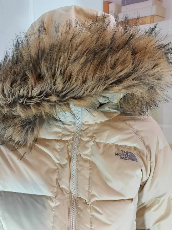 The North Face Women's Beige Puffer Jacket with Faux Fur Hood - Picture 3 of 9